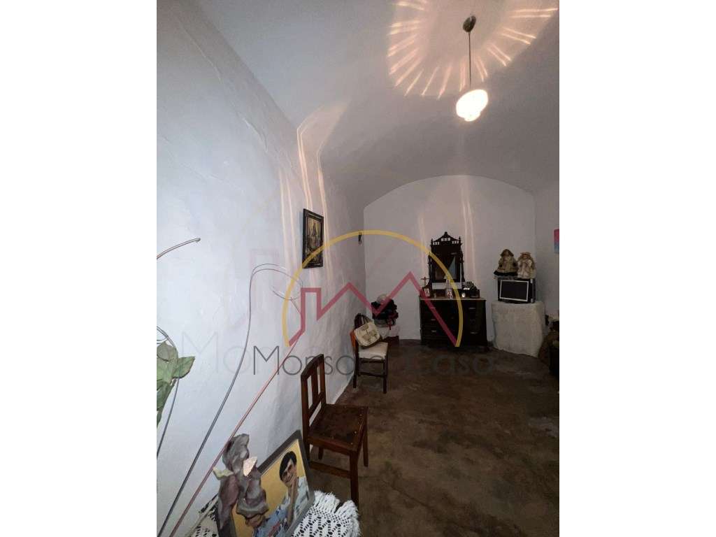 Moradia T2 em Reguengos de Monsaraz-7