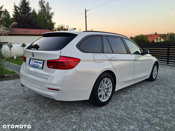 BMW Seria 3 318d Sport Line Shadow - 5