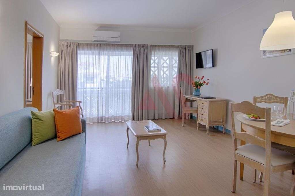 Apartamento T1 de Luxo Totalmente Mobilado inserido no Luna Miramar Cl - Grande imagem: 3/11