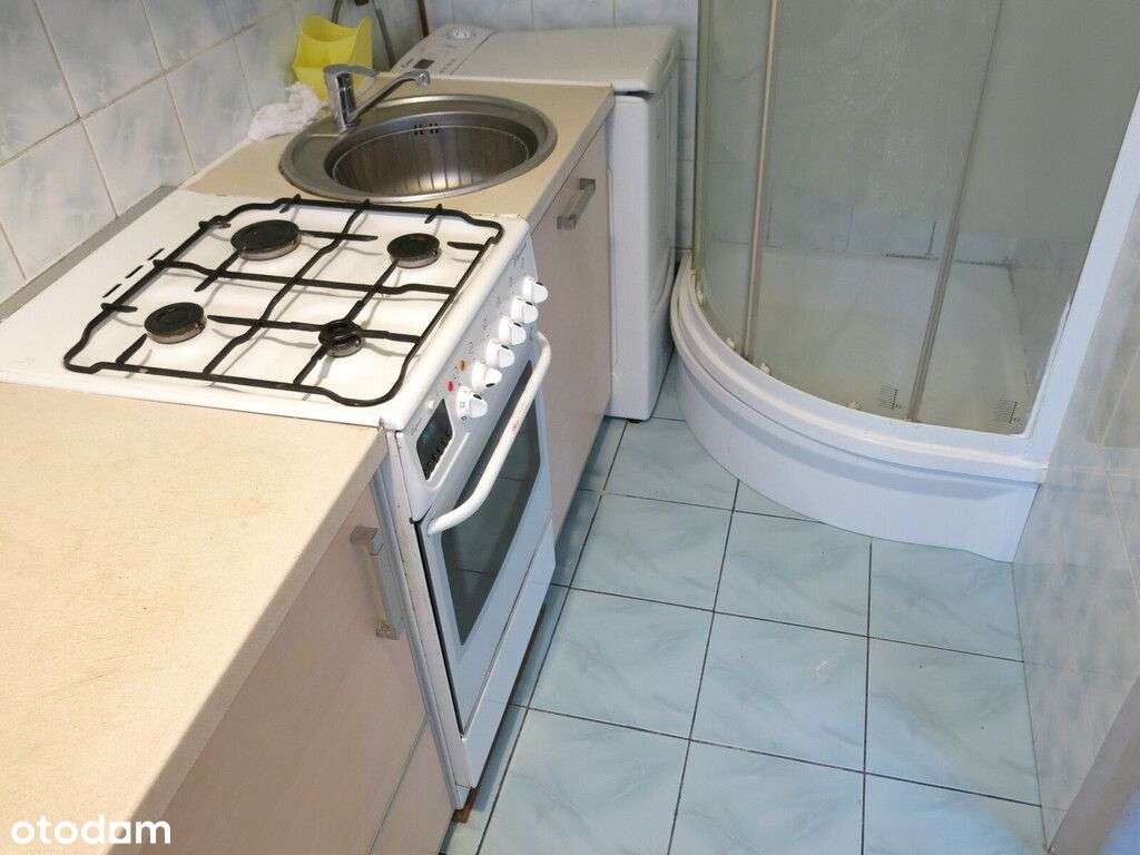 Kawalerka, ul. Grodzka, z widokiem na skwer!-6