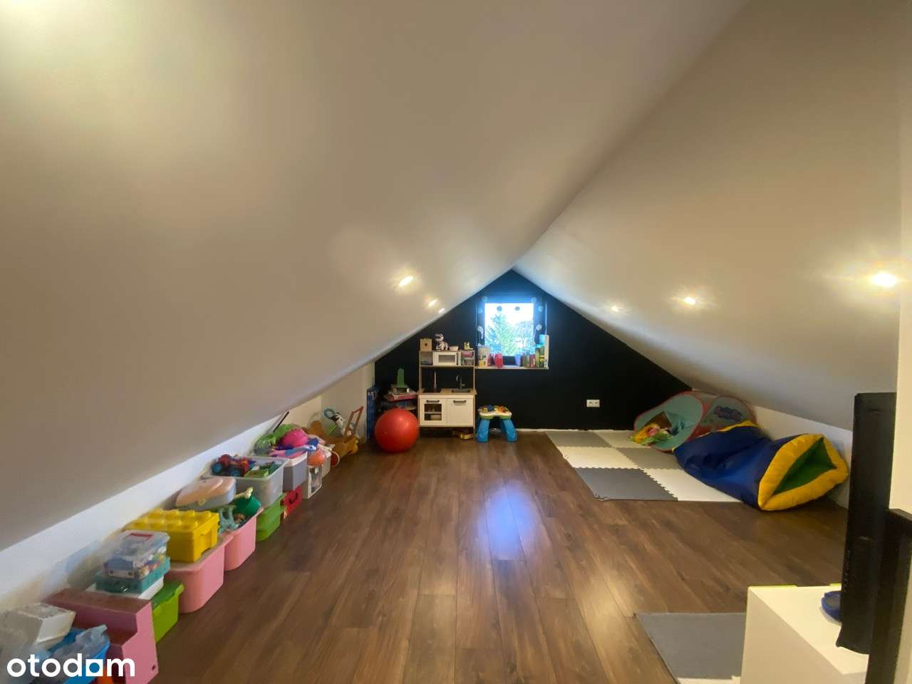 Dom z możliwością prowadzenia działalności – 144 m², Siedlce-15