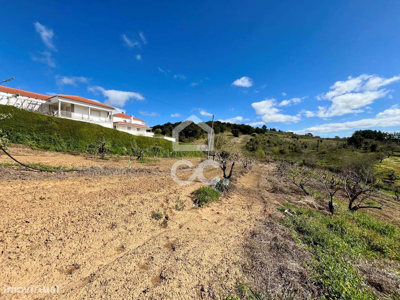 Terreno misto com viabilidade de construção - Grande imagem: 4/23