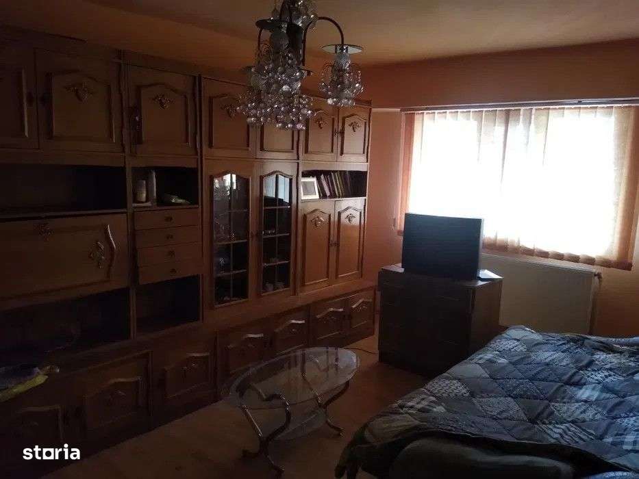 Spatios! 2 camere Buzaului, parter. - Imagine principală: 3/9