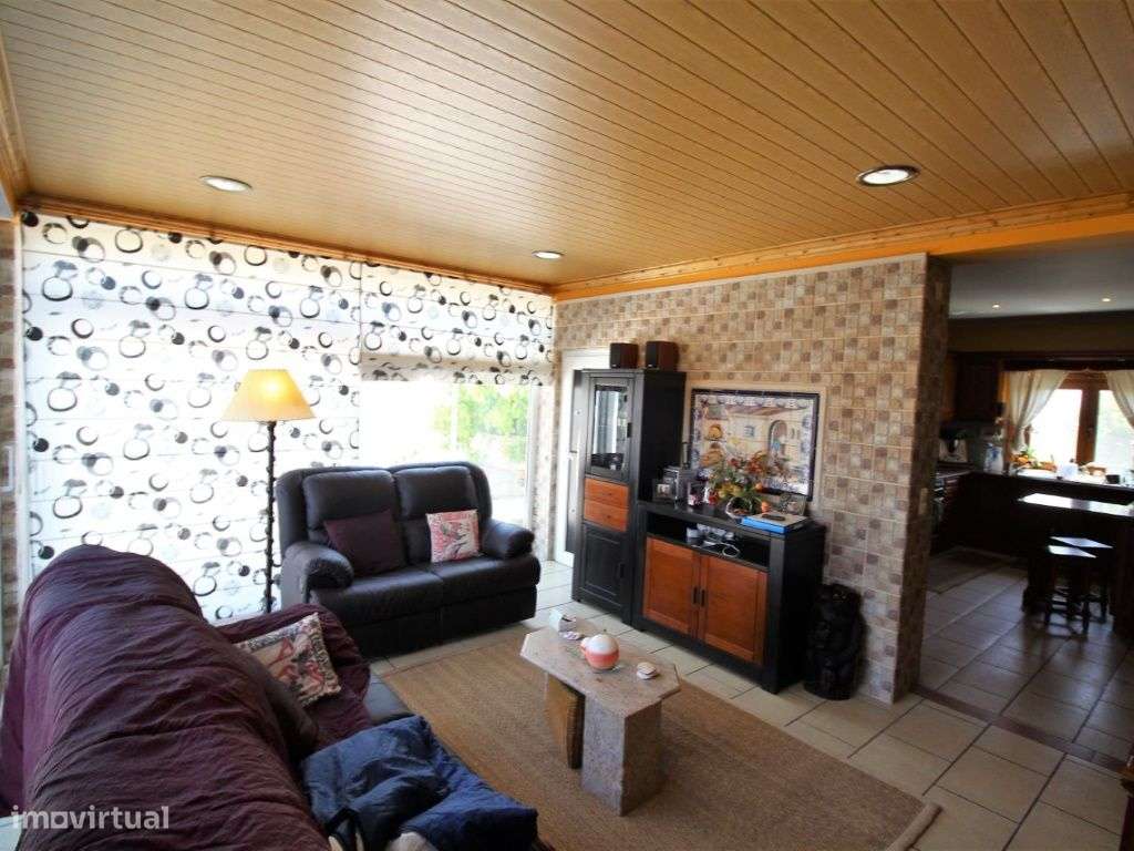 Moradia T4 com Piscina - Grande imagem: 5/12