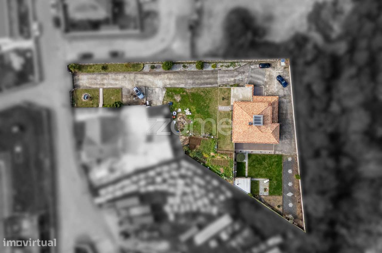 Exclusiva Moradia T3 de Luxo em Rio Mau, Penafiel - Grande imagem: 4/35