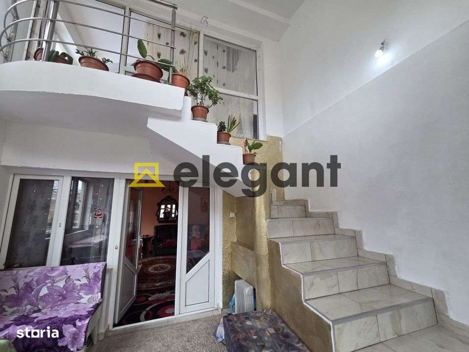 Casa,  P+M, 95 mp utili, teren 125 mp, an 2007, Calea Severinului-SIF-9