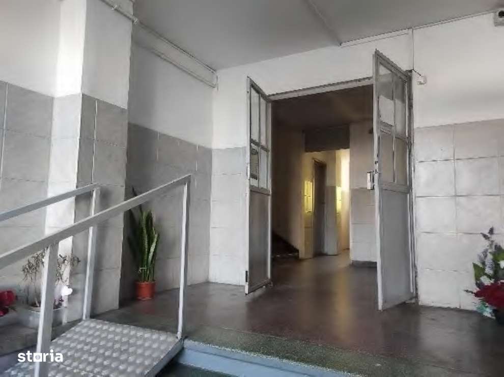 COTA 3/8 din apartament 3 camere bdul Uverturii-4