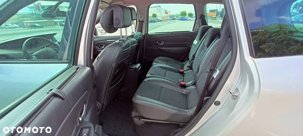 Renault Scenic TCe 130 Luxe - 14