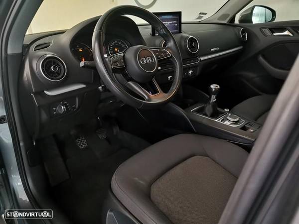 Audi A3 Sportback 30 TDI - 12