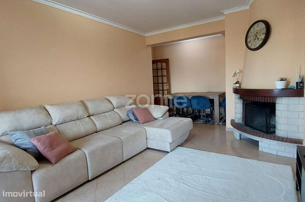 T3 com suíte, lareira e sótão – Urbanização da Maligueira, Leiria... - Grande imagem: 3/31