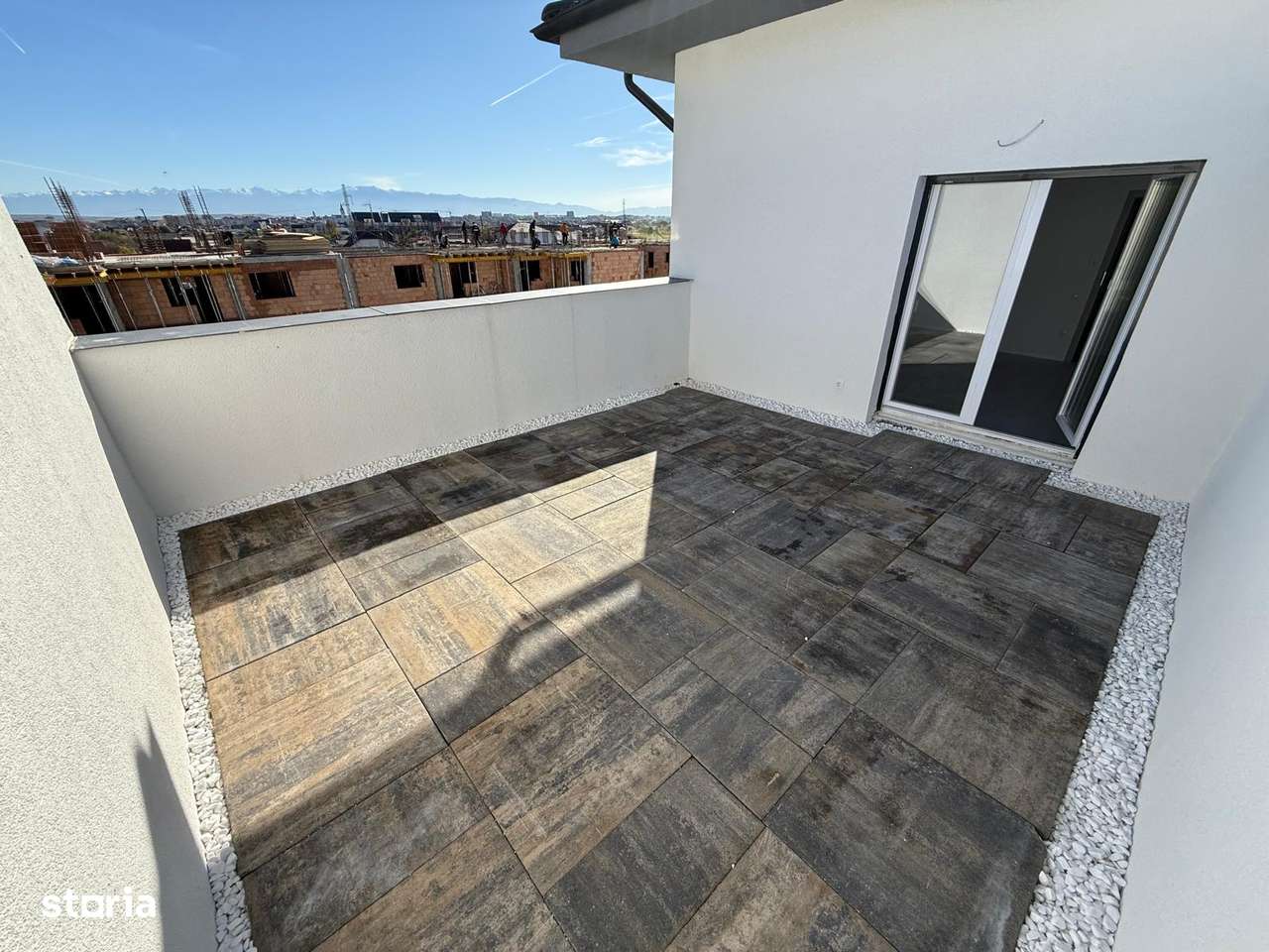 Penthouse 2 cam si 2 terase de 40 mp, incalz pardoseala, lift-6