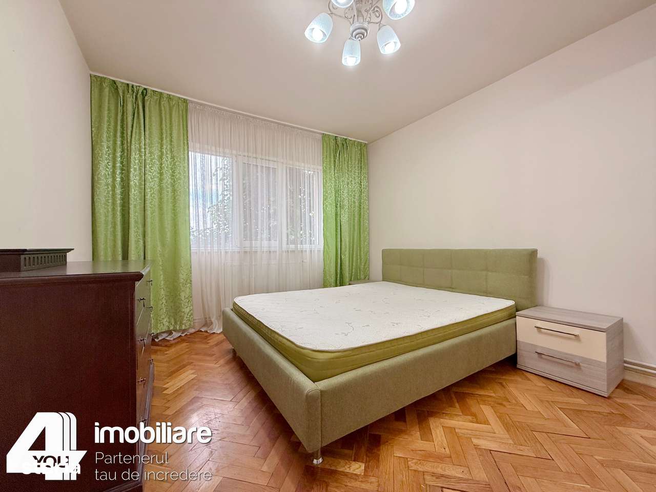 Apartament 3 camere Piața Gării,95 mp,et.2/4 mobilat,utilat +termotecă - Imagine principală: 4/14
