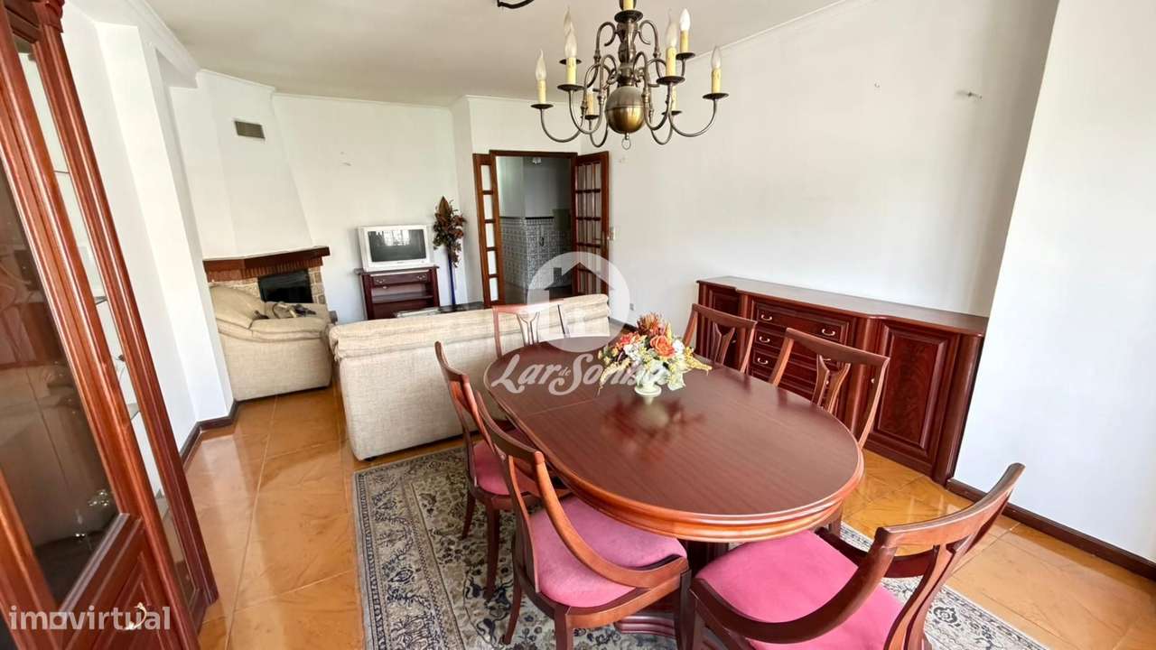 Apartamento T2 em Venda Nova  Rio Tinto com garagem box de 35m2-7