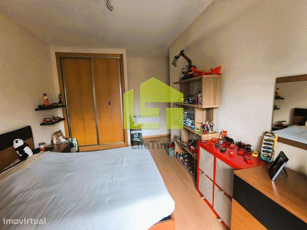 Apartamento T3 Com  terraço privativo-9