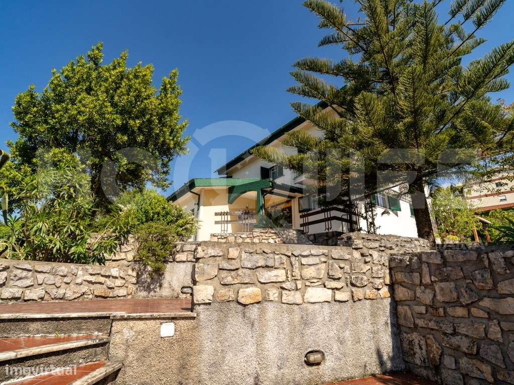 Moradia | Qualidade de Construção | Anexos | Jardim | Garagem | Charme-5
