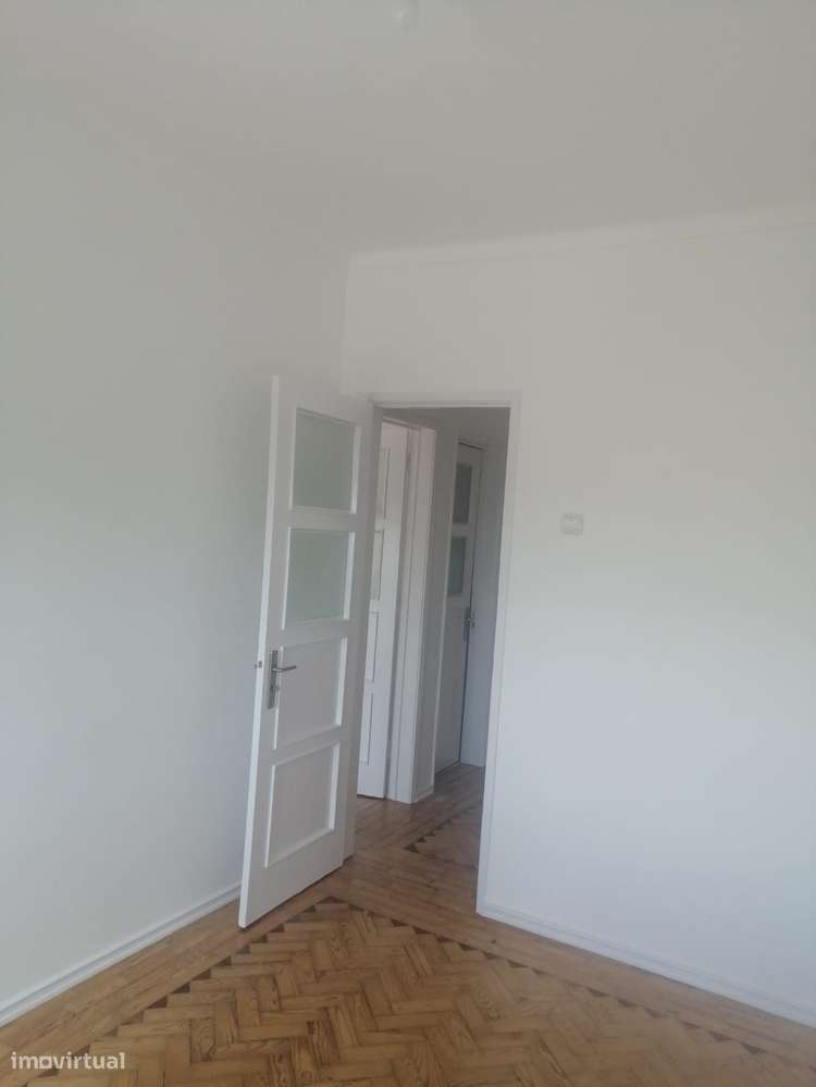 T2 Rua da Indústria - Lavradio - Grande imagem: 3/15