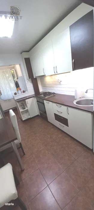Apartament 3 camere - CENTRALA PROPRIE -Fizicienilor-68Mp - Imagine principală: 3/8