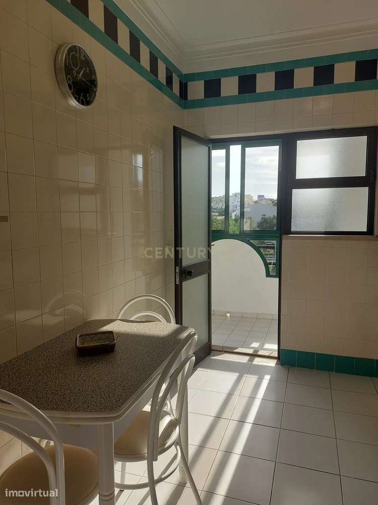 Excelente apartamento T2  no Edifício "Carmix" - Grande imagem: 3/23