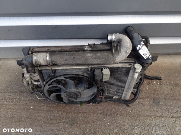 # Astra H 1.3 1.9 2.0 90 120 150 240 KM chłodnica wody intercooler wentylator 13223393 turbo - 2