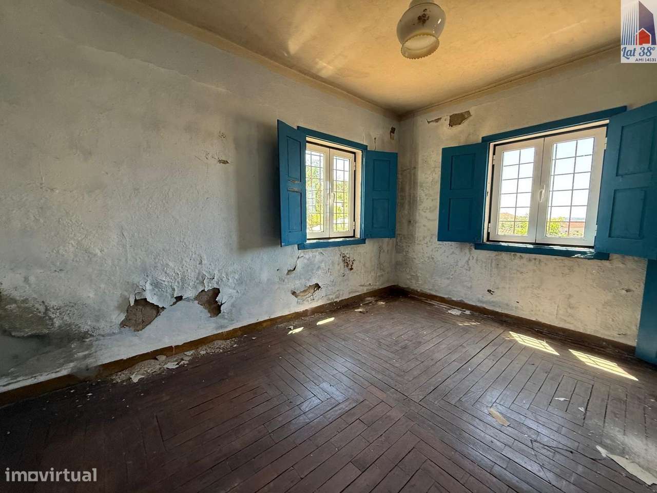 Moradia Independente com Projeto Aprovado | Seixo da Beira – Oliveira - Grande imagem: 2/13