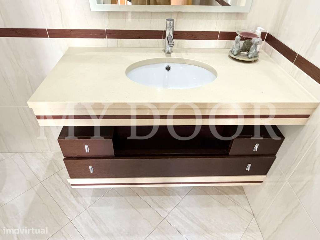 Apartamento T3 - Urb. Colinas do Cruzeiro - Excelente oportunidade-38