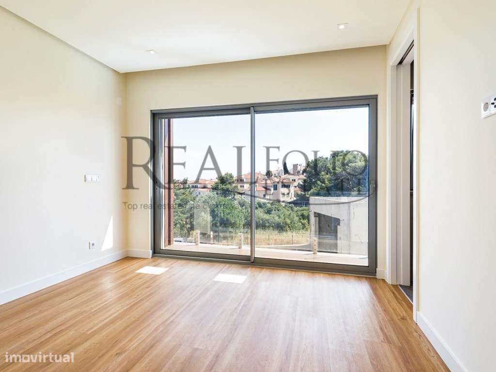 Moradia T4 com piscina em Cascais-20