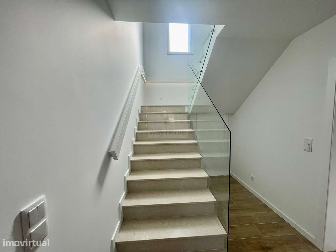 Moradia nova T6 na Ventosa - Torres Vedras-18