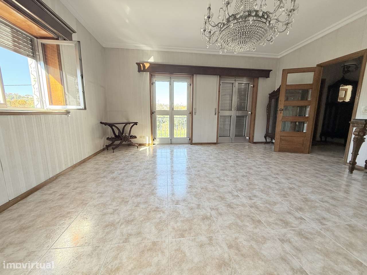 Moradia T7 | Elevador | Box 6 Carros | Jardim | 600m2 | Gondomar-19