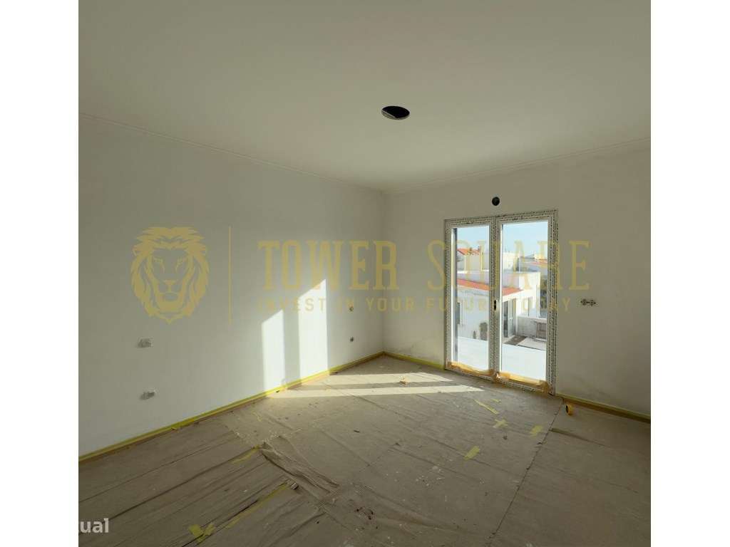 Moradia T5 - 3 Suítes - Construção Nova-7