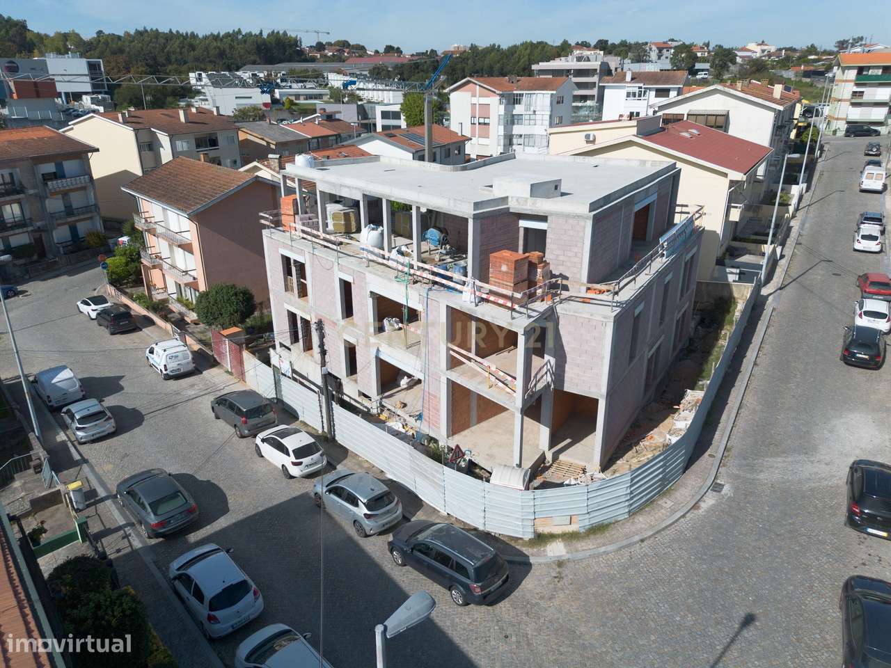 Apartamento T1 NOVO | Cedência de Posição | Junto ao Colégio CCG | Pon-18