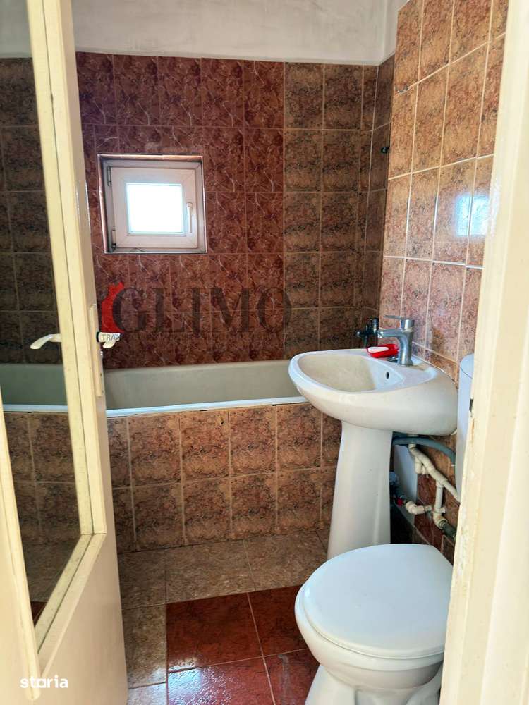 Apartament 3 camere, dec. 2bai, balcon, Mazepa 1, Scoala 28, Faleza-8