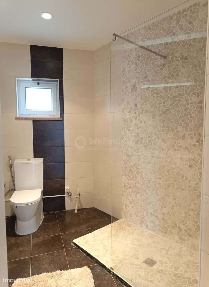 Moradia T3 totalmente renovada e equipada em Gáfete-10