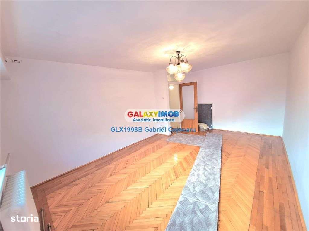 Baba Novac-metrou Dristor 7min-garsoniera 40 mp\/an1984\/bloc reabil - Imagine principală: 3/8