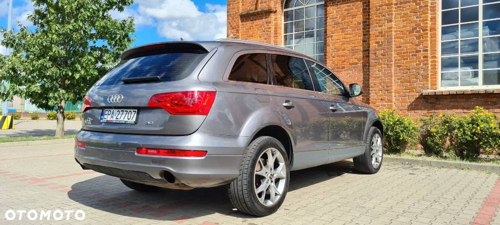 Audi Q7 3.0 TFSI Quattro Tiptronic - 4