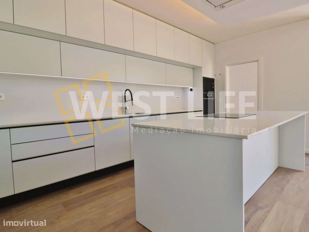 Moradia Térrea T4 com cave com vistas panorâmicas - localizada em B...-11