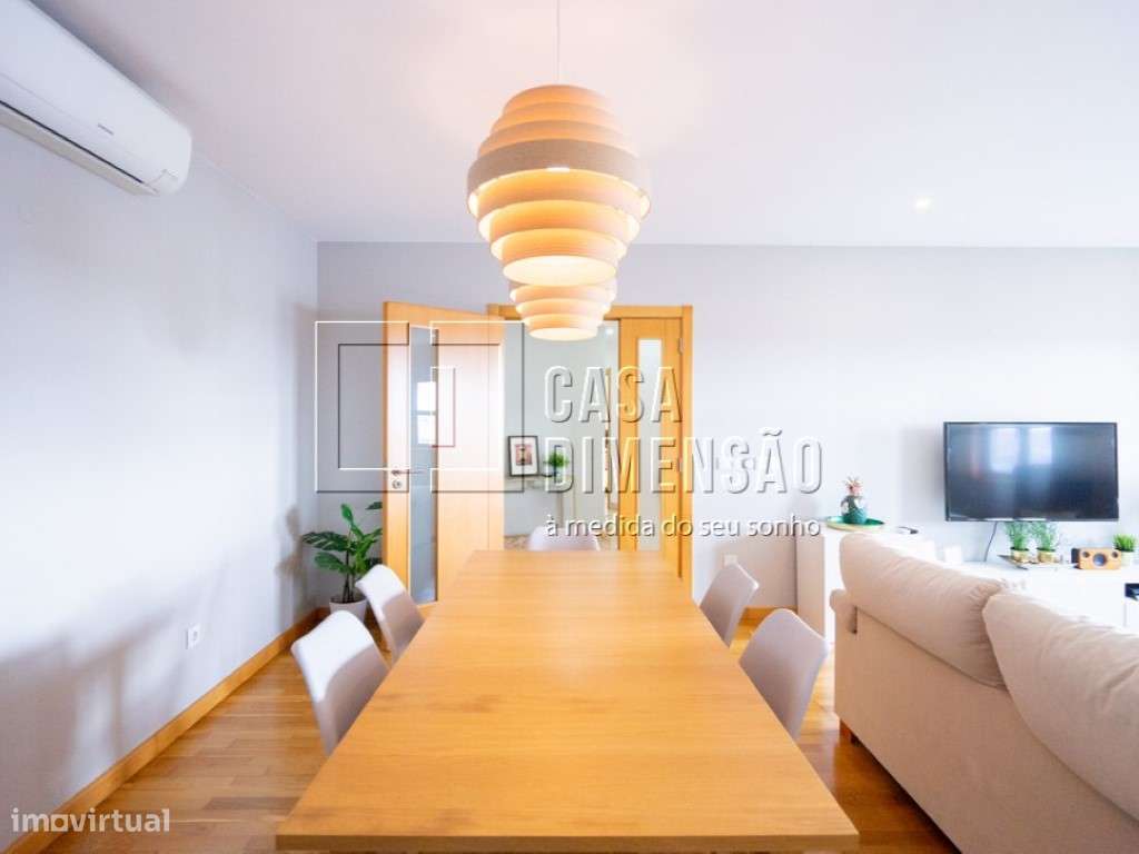 Apartamento de tipologia T2 na Serra de Carnaxide, como NOVO!!-8