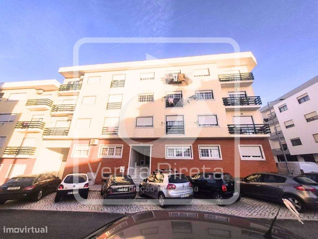 Apartamento T3 - com parqueamento e arrecadação - Grande imagem: 5/27