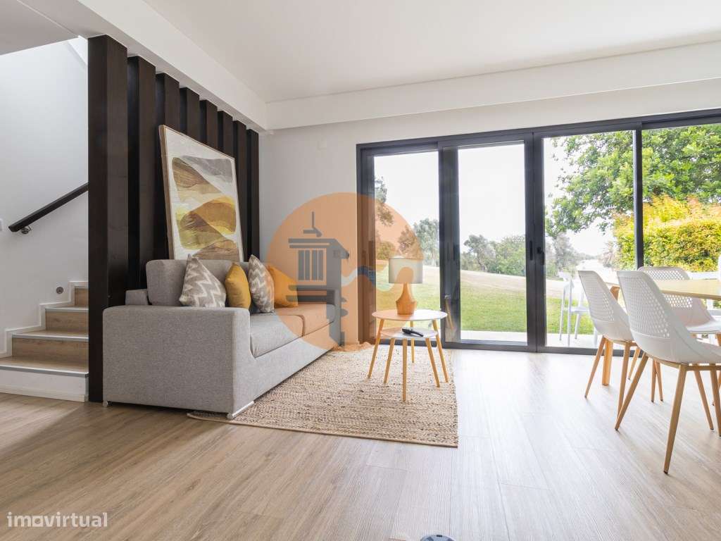 Moradia em banda T2 - Grande imagem: 4/53