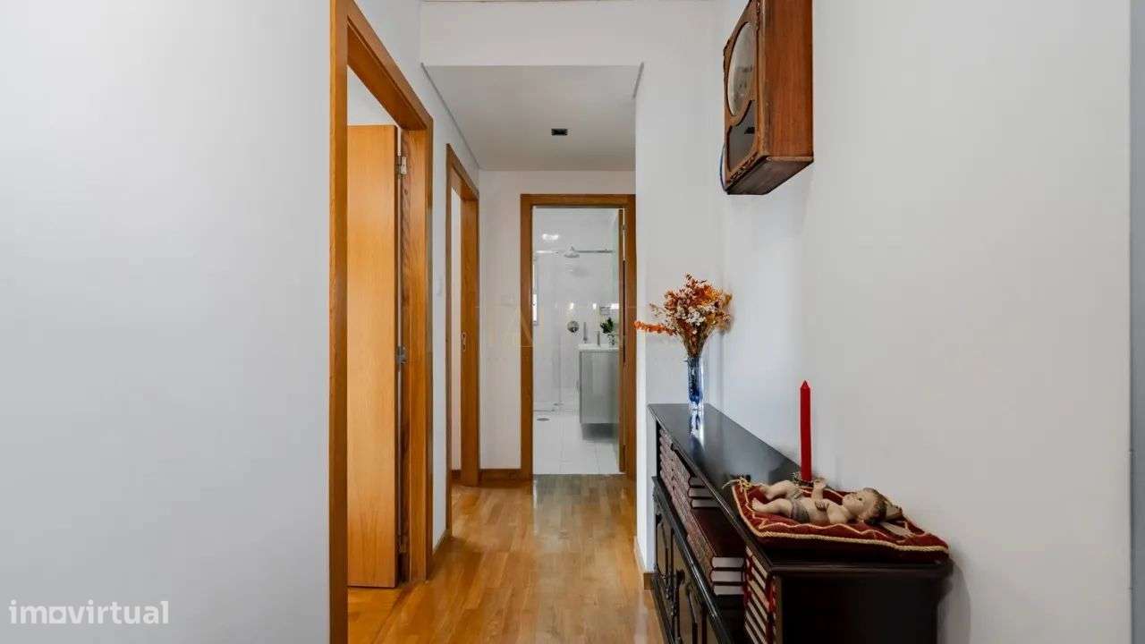 Apartamento T3 em Penafiel (2 Frações: T2+T1)-18