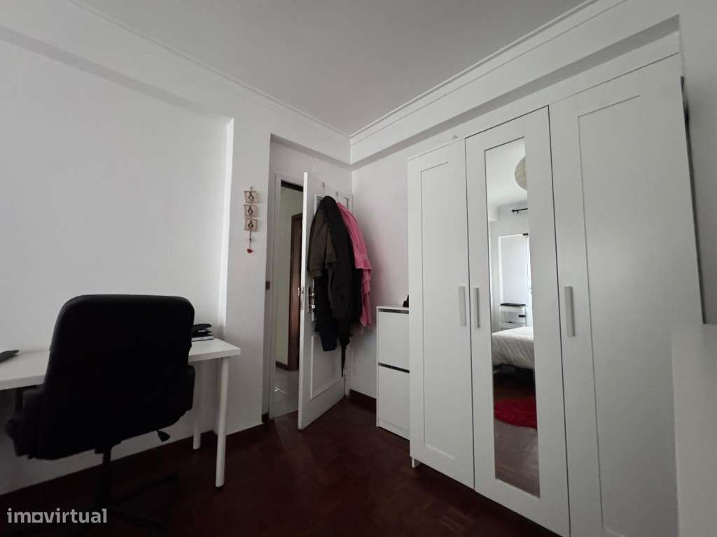 APARTAMENTO T3 - NA RUA CORREIA GARÇÃO - ODIVELAS-22