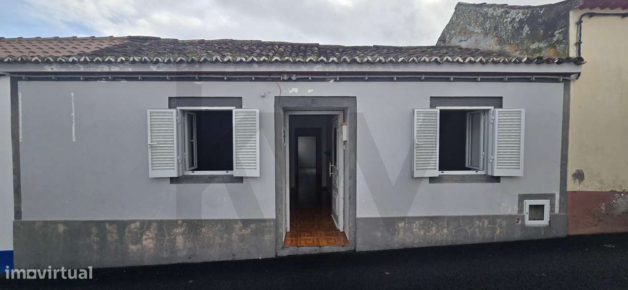 Moradia com quintal e vista mar, Nordeste, ilha de São Miguel, Açores-10