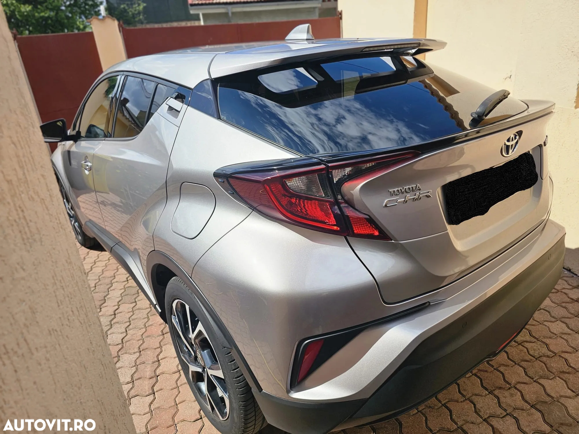 Toyota C-HR 1.8 HSD 4x2 CVT C-ult - 30