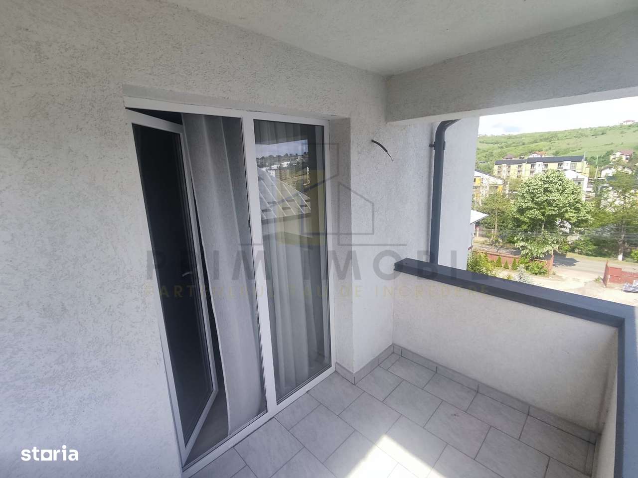 2 Camere Decomandat / Rond Pacurari/ Parcare inclusa-5