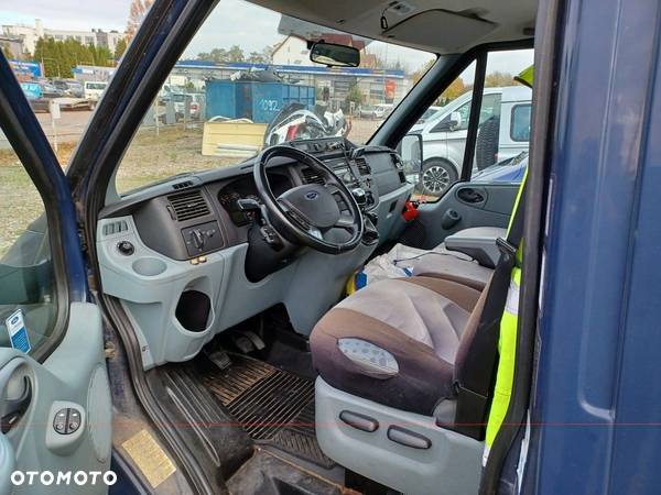 Ford Transit - 14