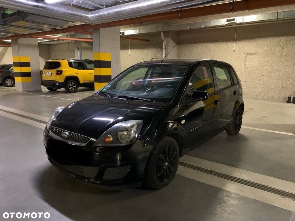 Ford Fiesta 1.4 Ambiente - 1