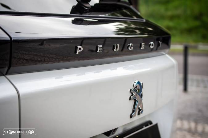Peugeot e-2008 GT Line - 16