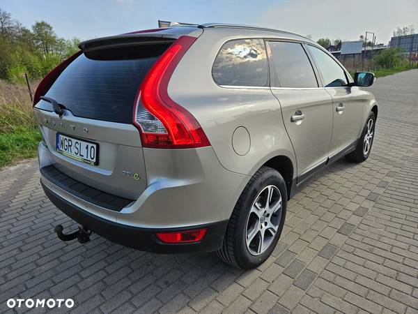 Volvo XC 60 DRIVe Summum - 4