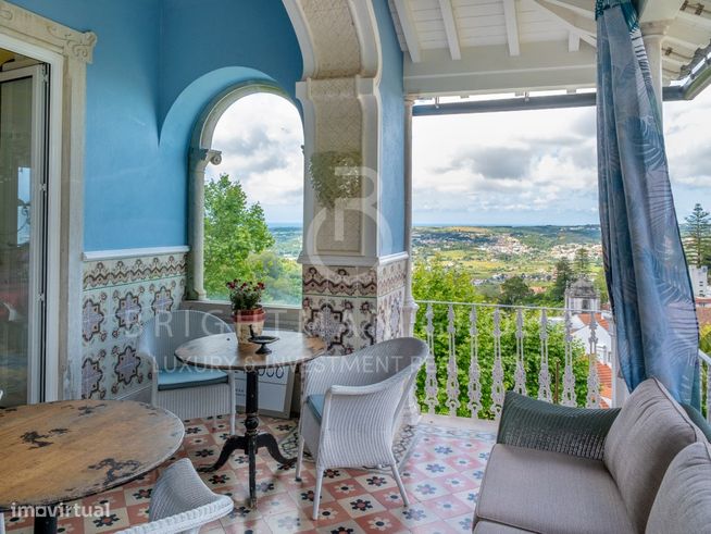 Moradia T10 no Centro Histórico de Sintra-11