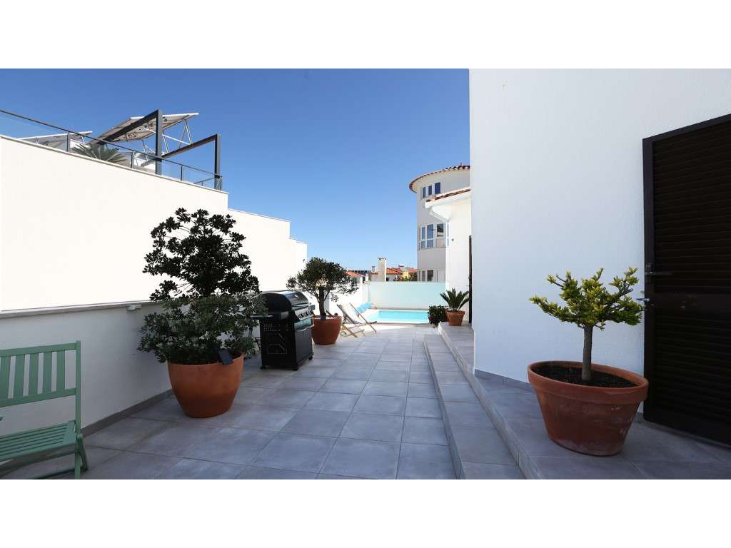 Moradia T3 no Sítio da Nazaré com Piscina Privada e Vista Mar Oport...-9