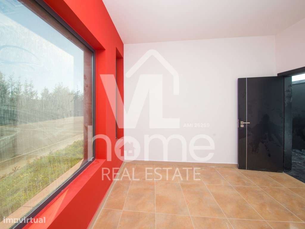 Armazém Industrial de Grande Dimensão - Localização Estratégica-20